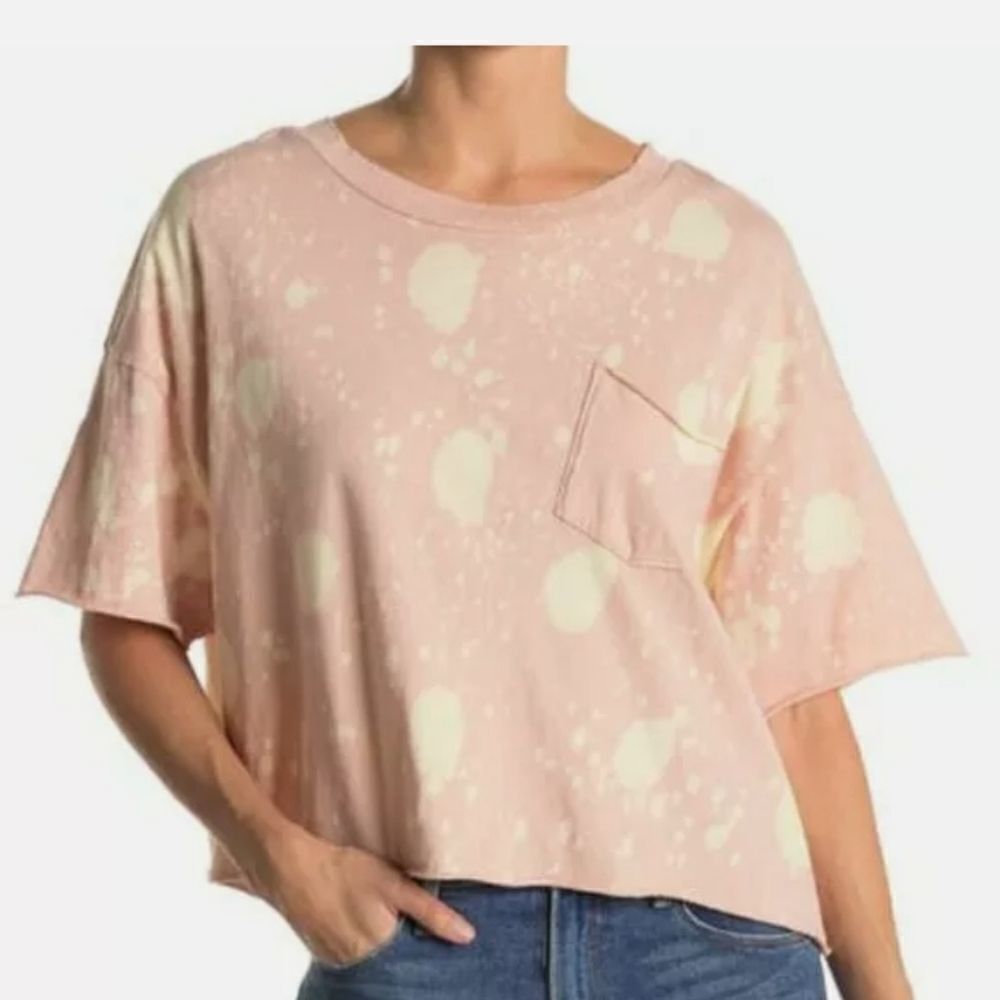 5/$25 Summer Sale!!! Abound Pink Distressed Cropped Pocket Tee Size M